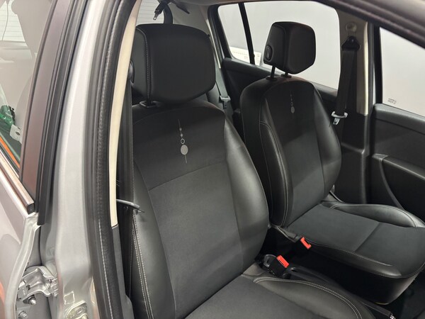 Used Renault Clio 2012 for sale - 75300217: Photo 48