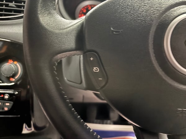 Used Renault Clio 2012 for sale - 75300217: Photo 53