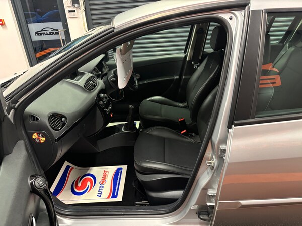 Used Renault Clio 2012 for sale - 75300217: Photo 66