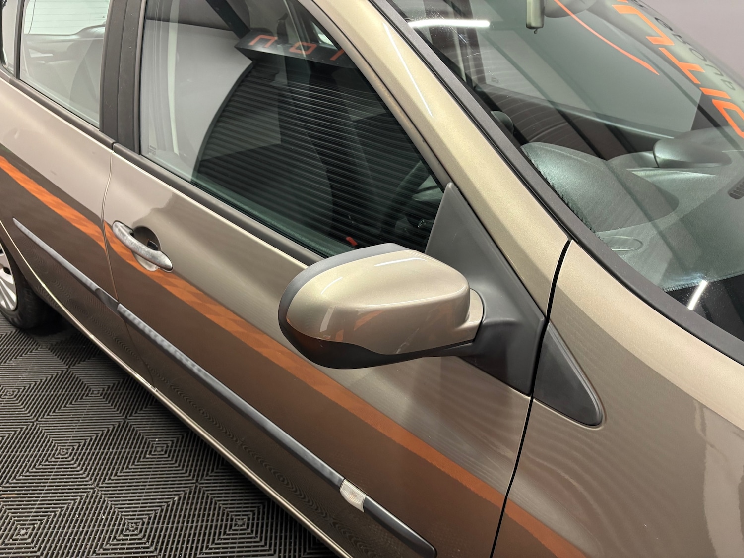 Used Renault Clio 2010 for sale - 77482247: Photo 13