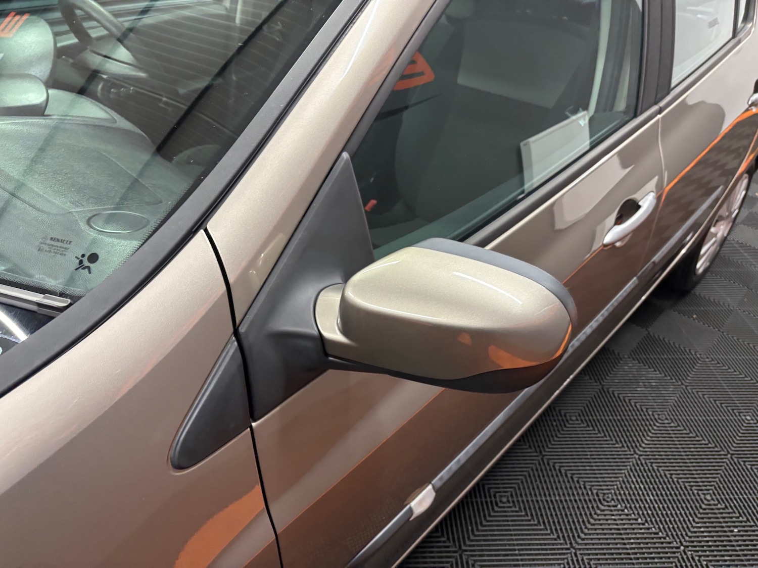 Used Renault Clio 2010 for sale - 77482247: Photo 22