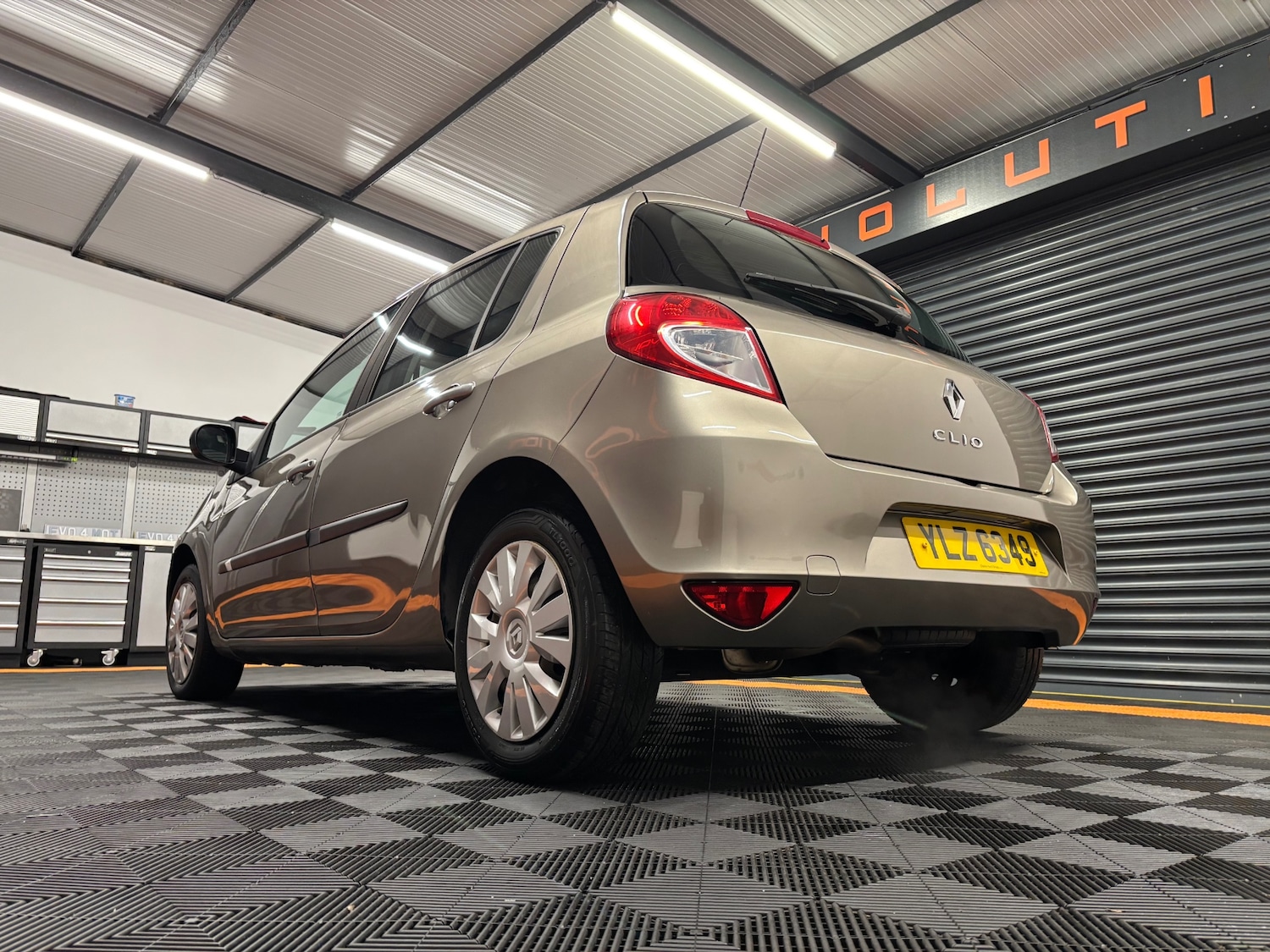 Used Renault Clio 2010 for sale - 77482247: Photo 25