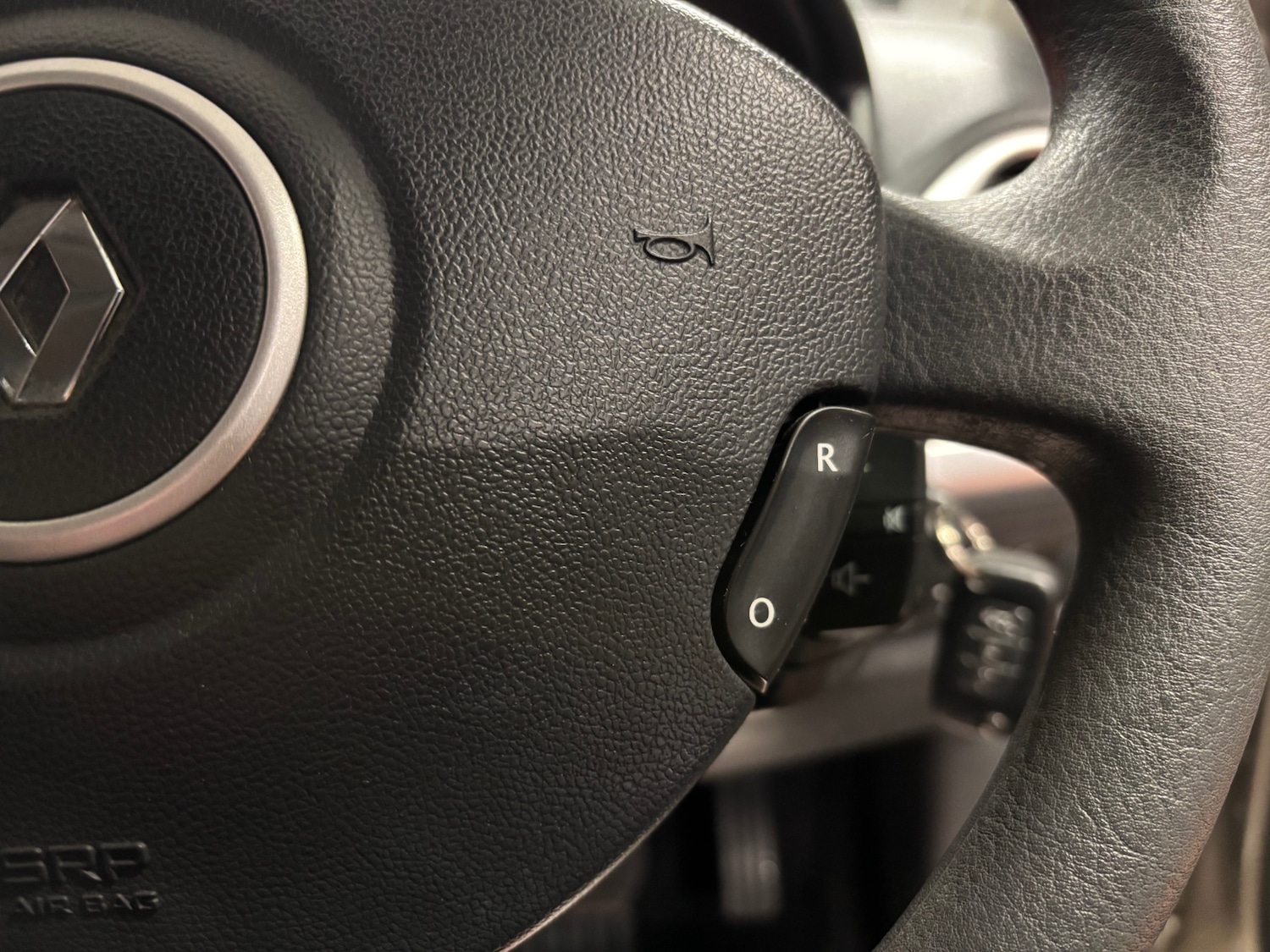 Used Renault Clio 2010 for sale - 77482247: Photo 45