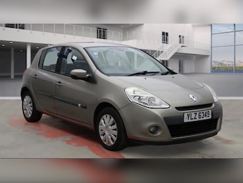Used Renault Clio 2010 for sale - 77482247: Photo