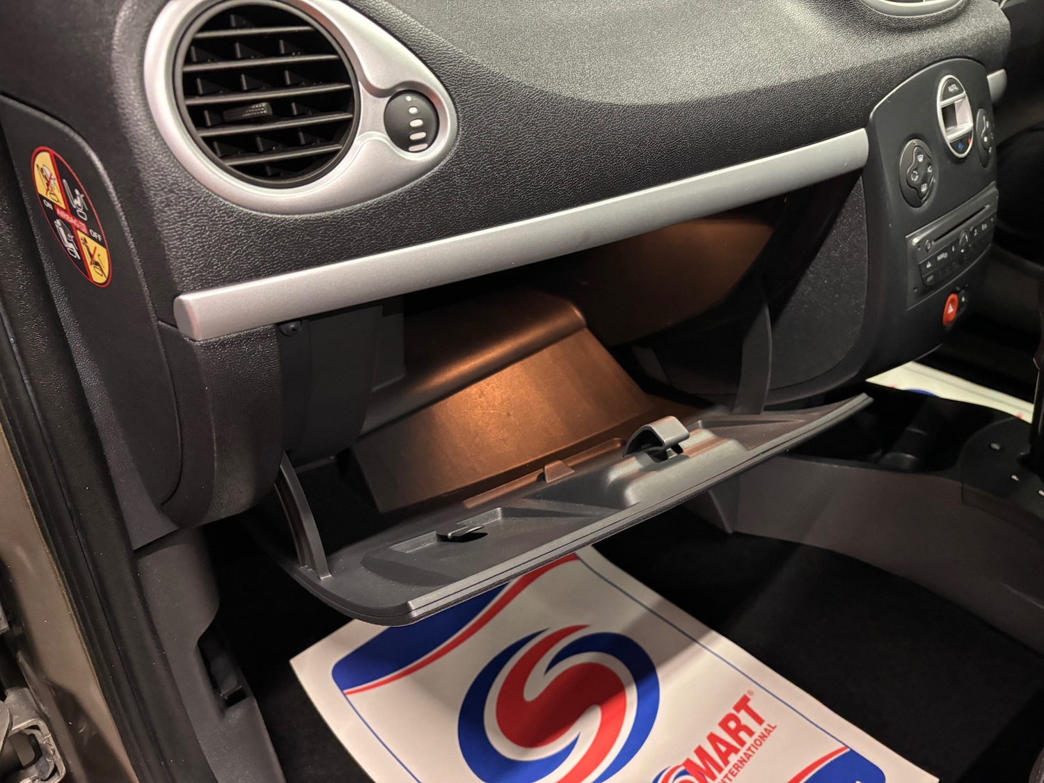 Used Renault Clio 2010 for sale - 77482247: Photo 61