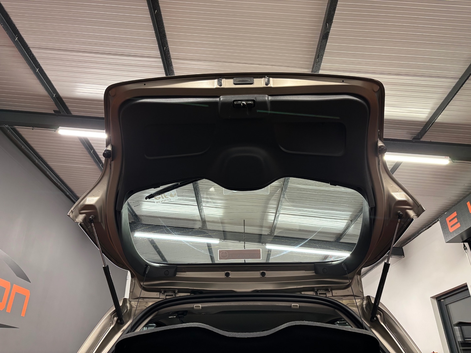 Used Renault Clio 2010 for sale - 77482247: Photo 68