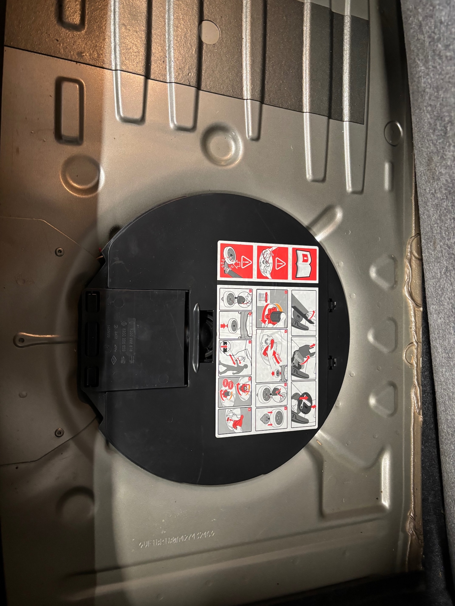 Used Renault Clio 2010 for sale - 77482247: Photo 70