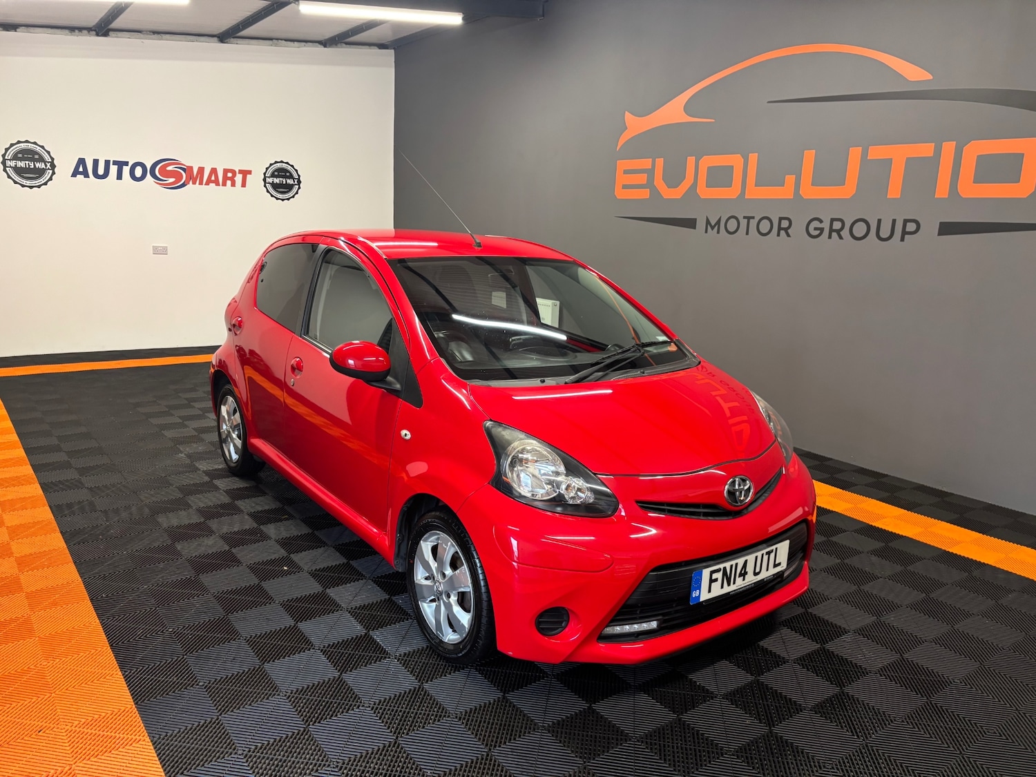 Used Toyota AYGO 2014 for sale - 76097022: Photo 11