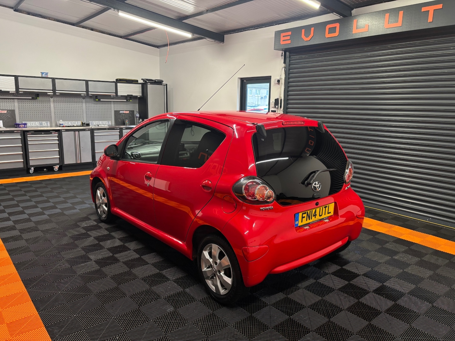 Used Toyota AYGO 2014 for sale - 76097022: Photo 22