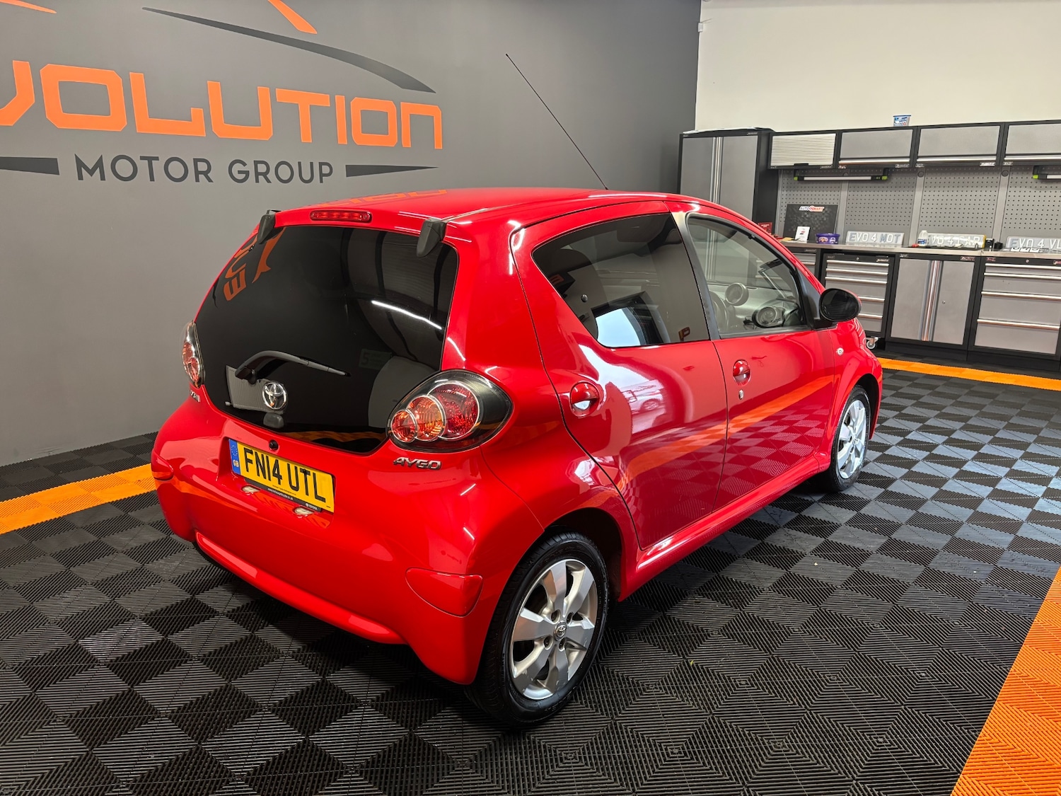 Used Toyota AYGO 2014 for sale - 76097022: Photo 29