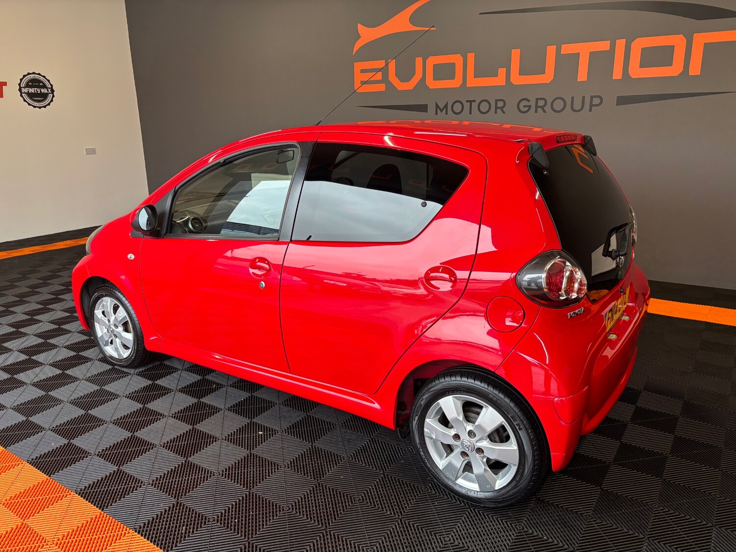 Used Toyota AYGO 2014 for sale - 76097022: Photo 3