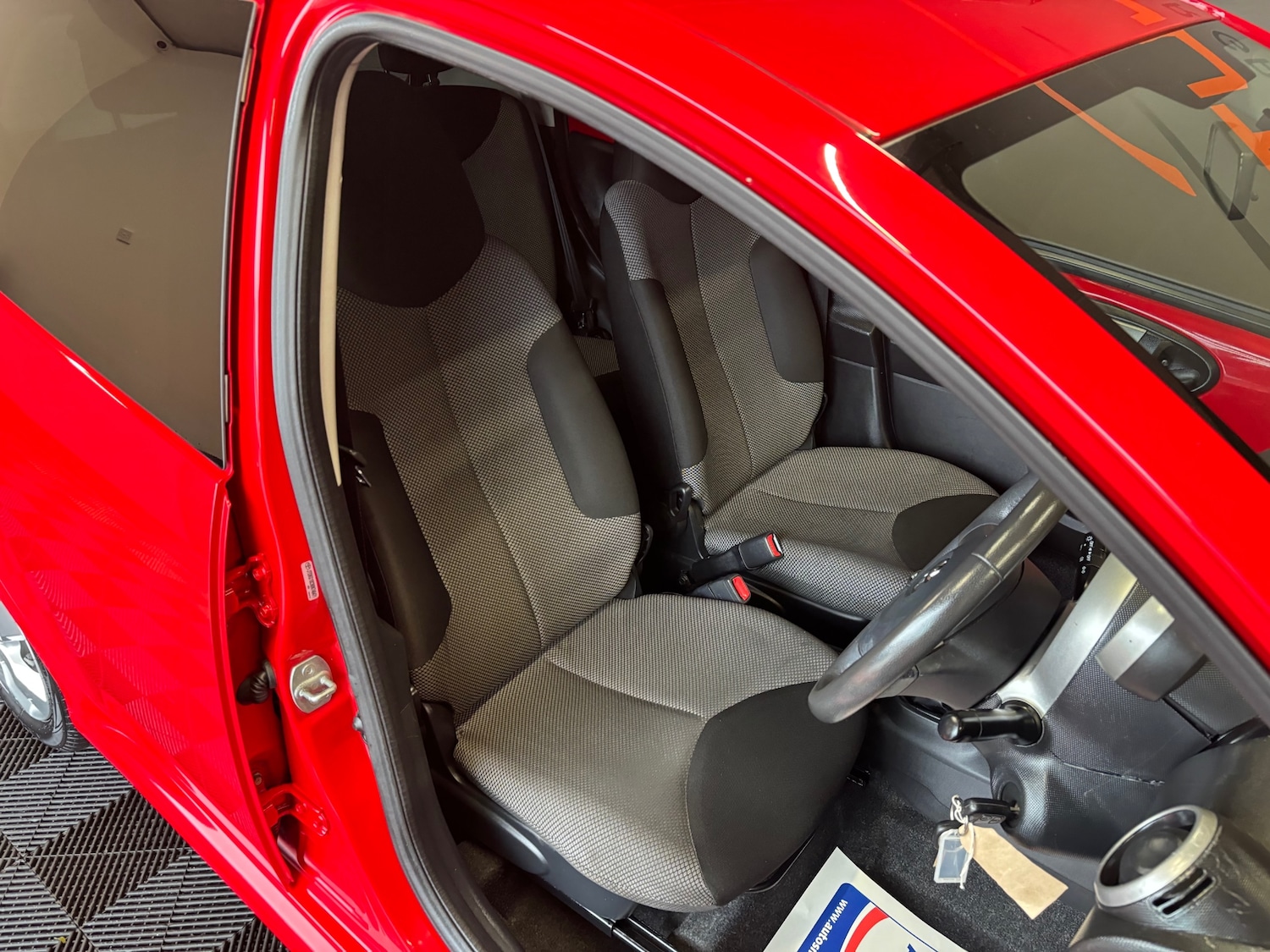 Used Toyota AYGO 2014 for sale - 76097022: Photo 41