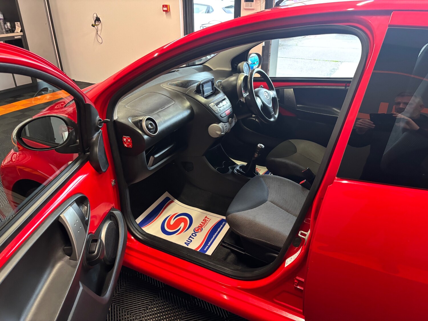 Used Toyota AYGO 2014 for sale - 76097022: Photo 53