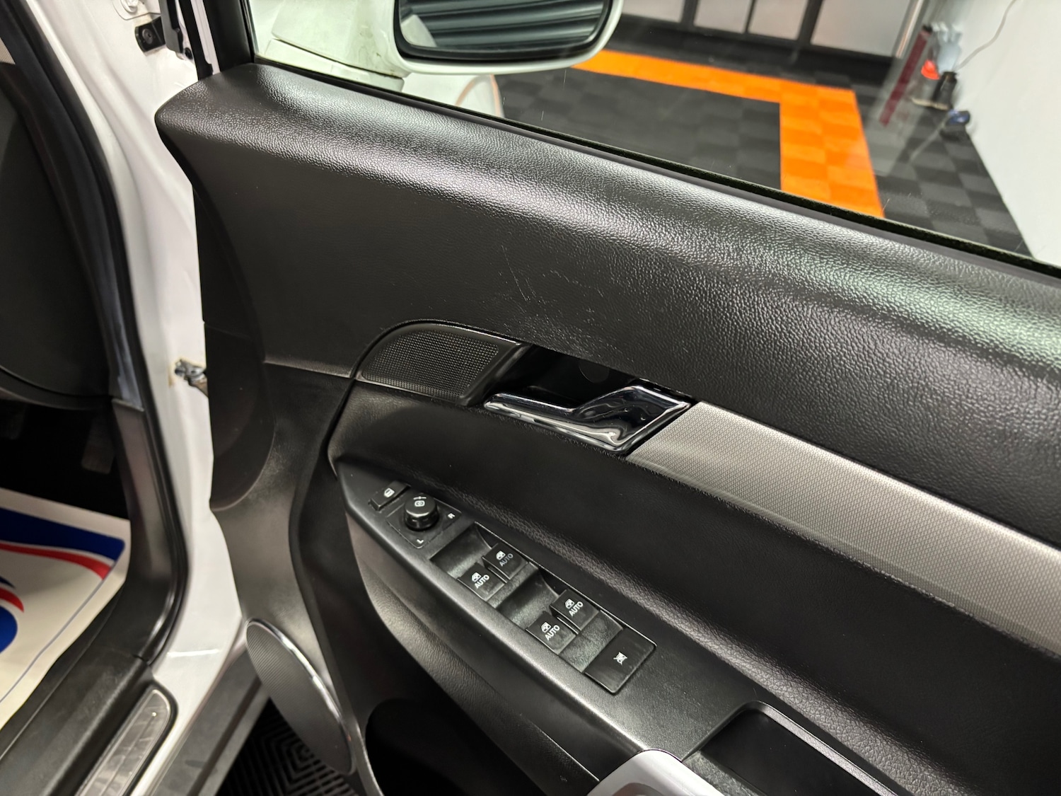 Used Vauxhall Antara 2014 for sale - 77684510: Photo 42