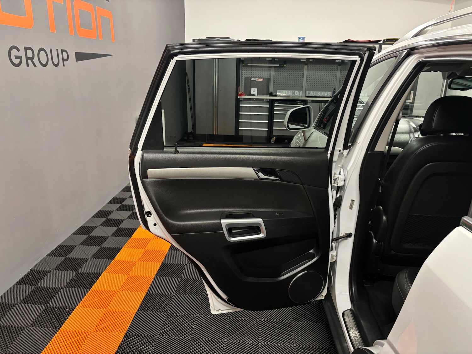 Used Vauxhall Antara 2014 for sale - 77684510: Photo 69