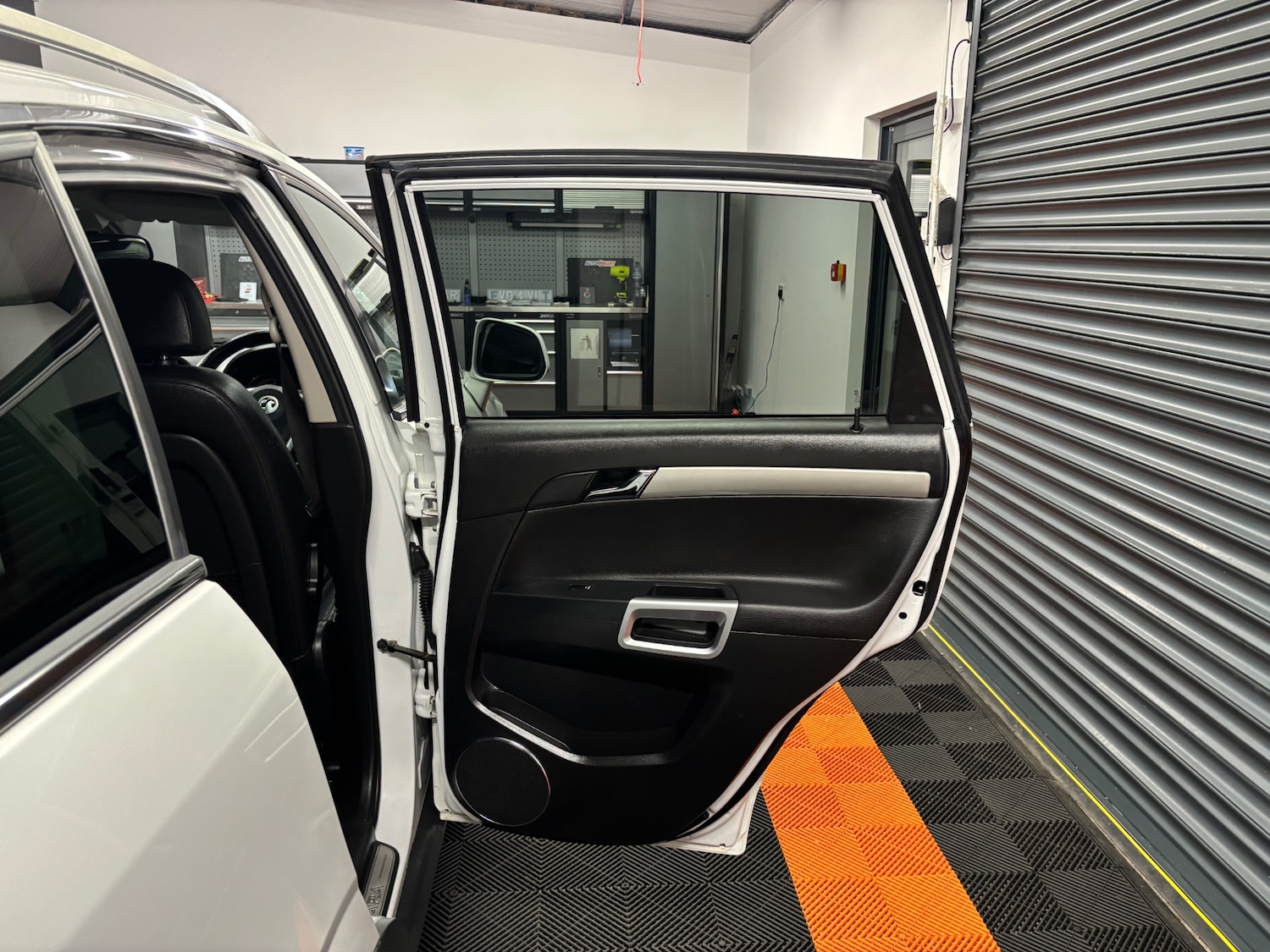 Used Vauxhall Antara 2014 for sale - 77684510: Photo 74