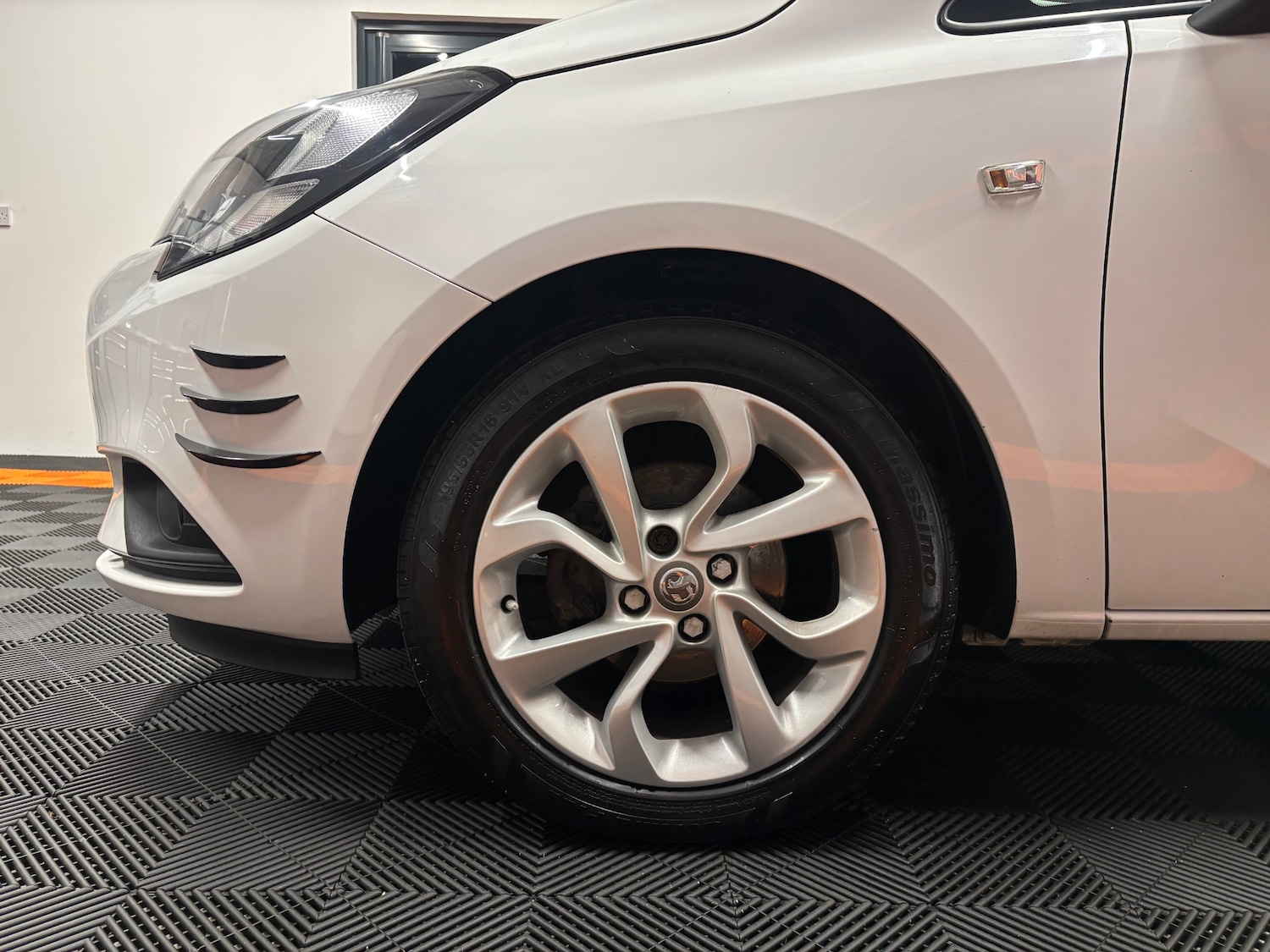 Used Vauxhall Corsa 2015 for sale - 76620640: Photo 31