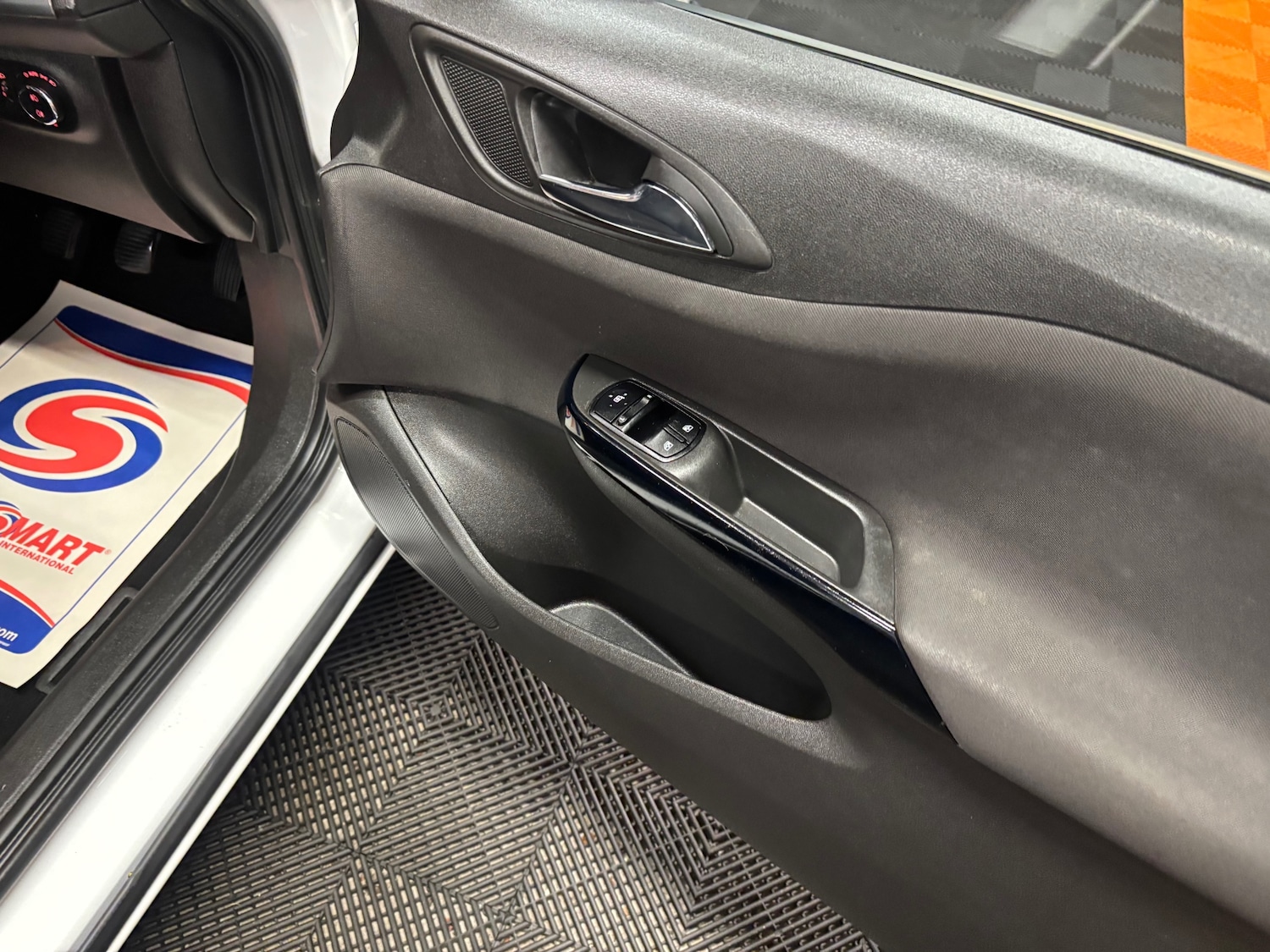 Used Vauxhall Corsa 2015 for sale - 76620640: Photo 34