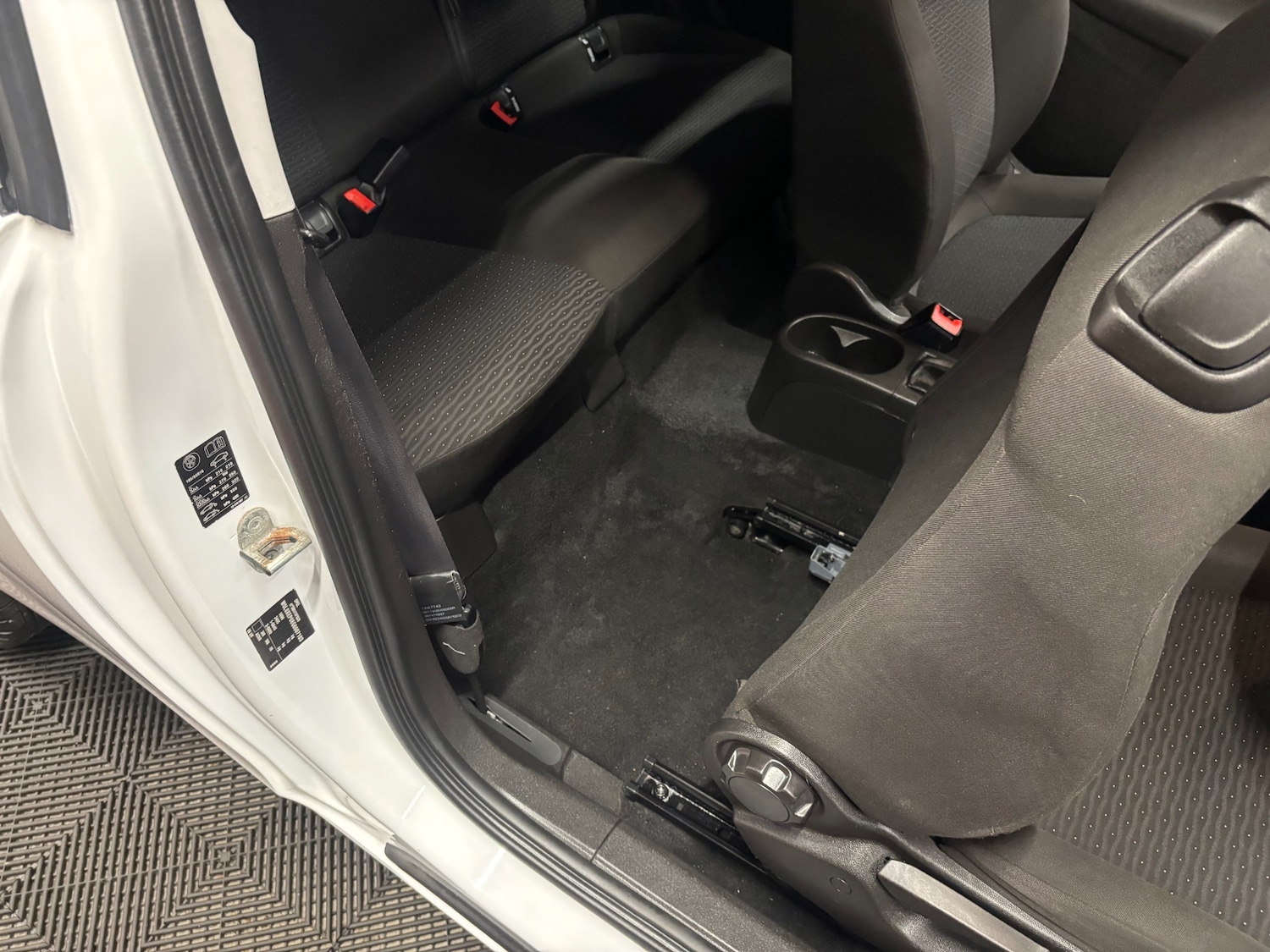 Used Vauxhall Corsa 2015 for sale - 76620640: Photo 40