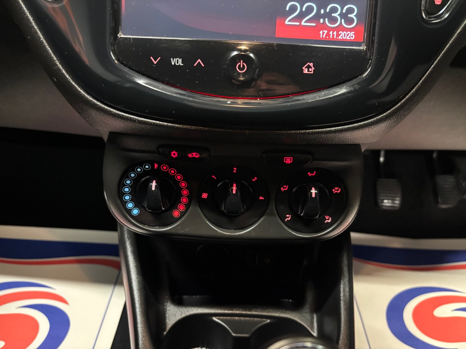 Used Vauxhall Corsa 2015 for sale - 76620640: Photo 47