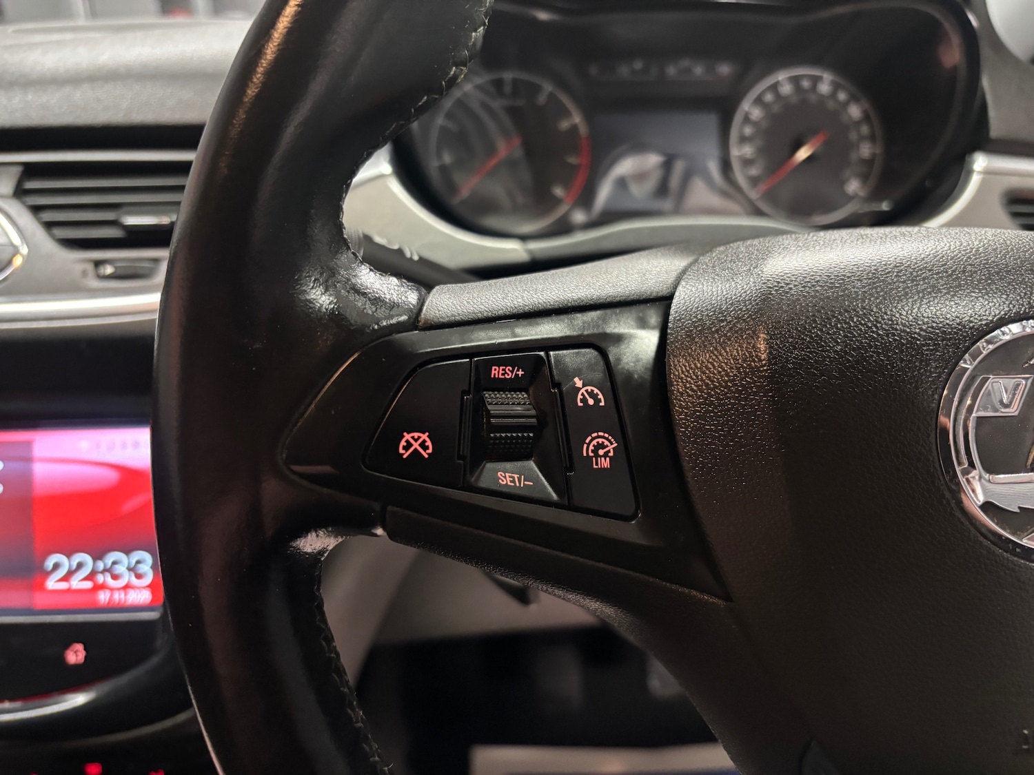 Used Vauxhall Corsa 2015 for sale - 76620640: Photo 50