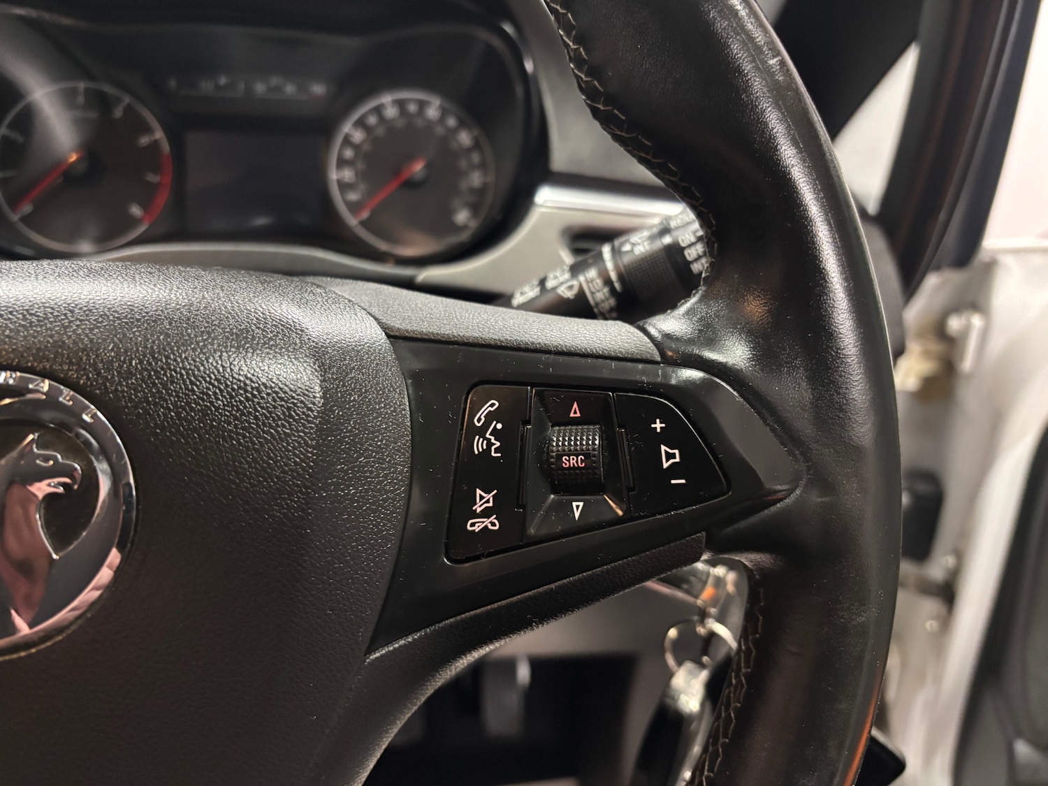 Used Vauxhall Corsa 2015 for sale - 76620640: Photo 51