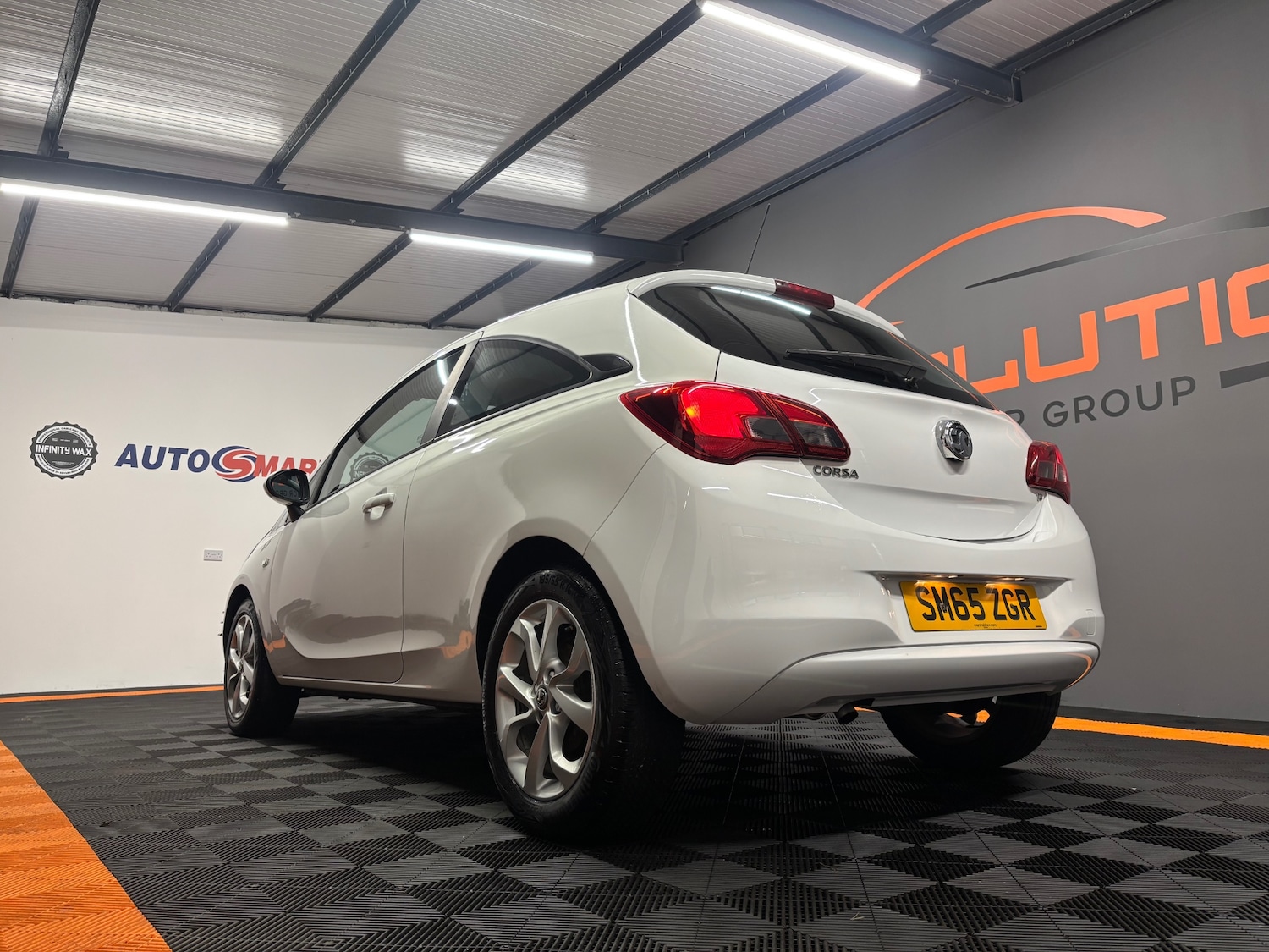 Used Vauxhall Corsa 2015 for sale - 76620640: Photo 6