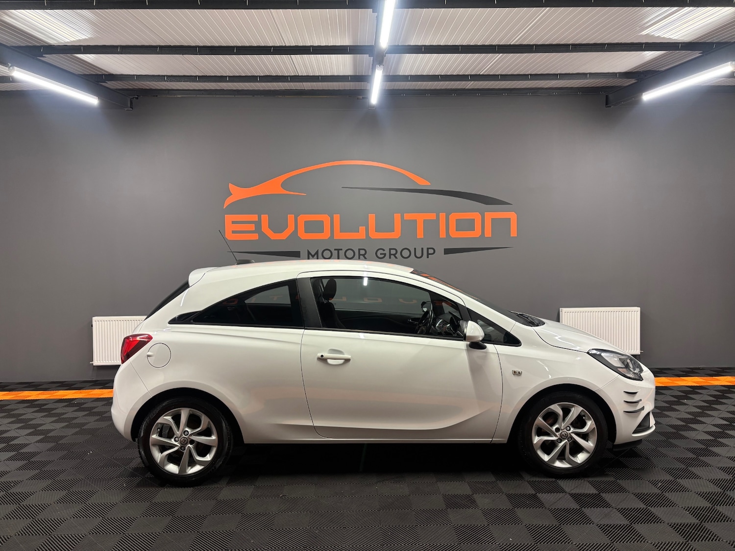 Used Vauxhall Corsa 2015 for sale - 76620640: Photo 7
