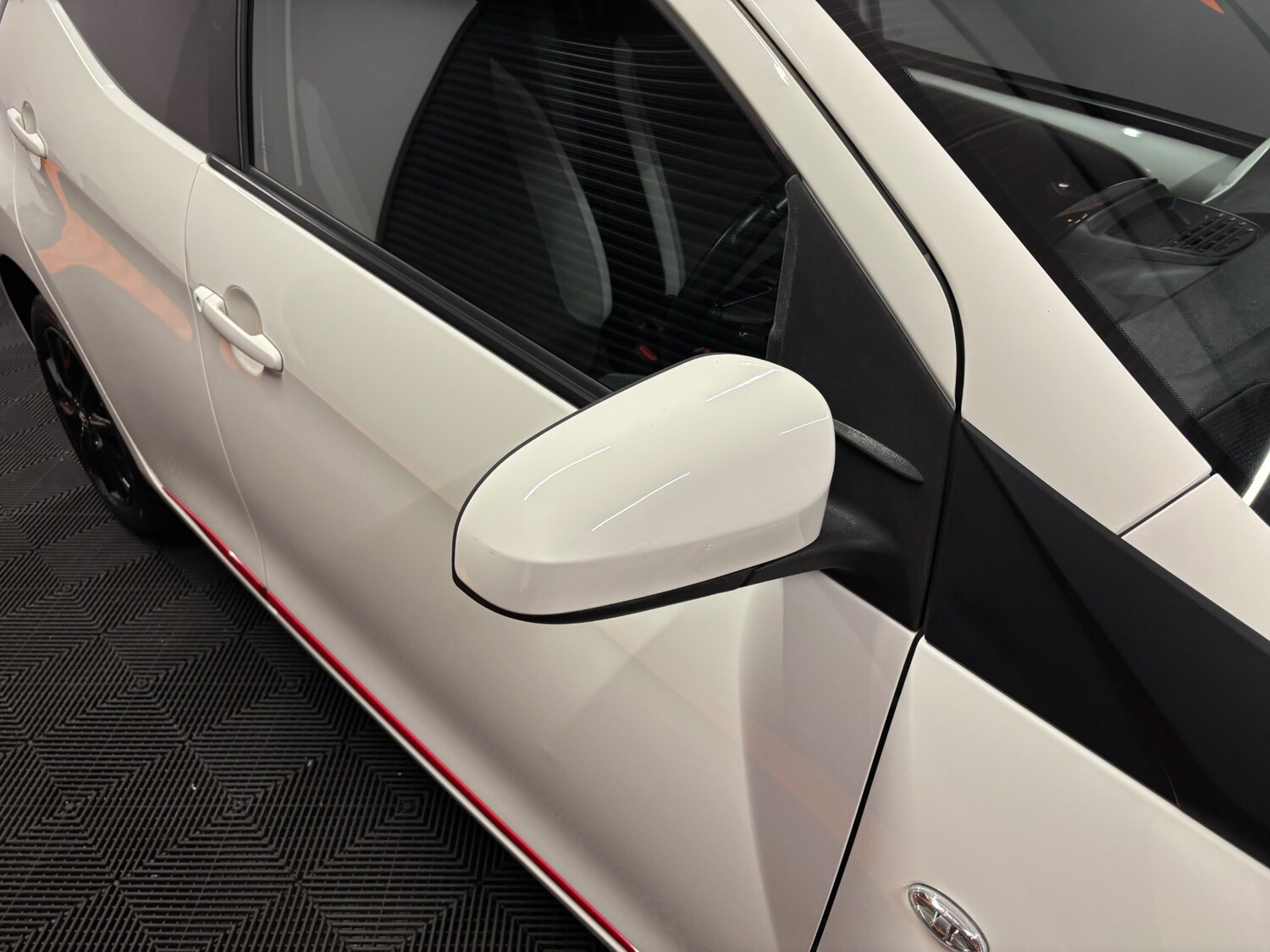 Used Toyota AYGO 2017 for sale - 75267820: Photo 12