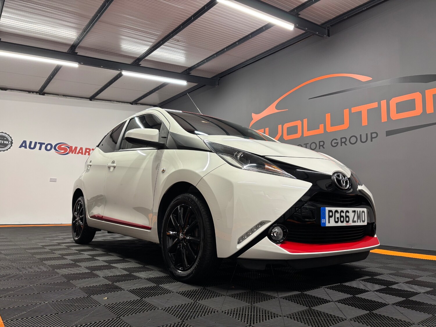 Used Toyota AYGO 2017 for sale - 75267820: Photo 13
