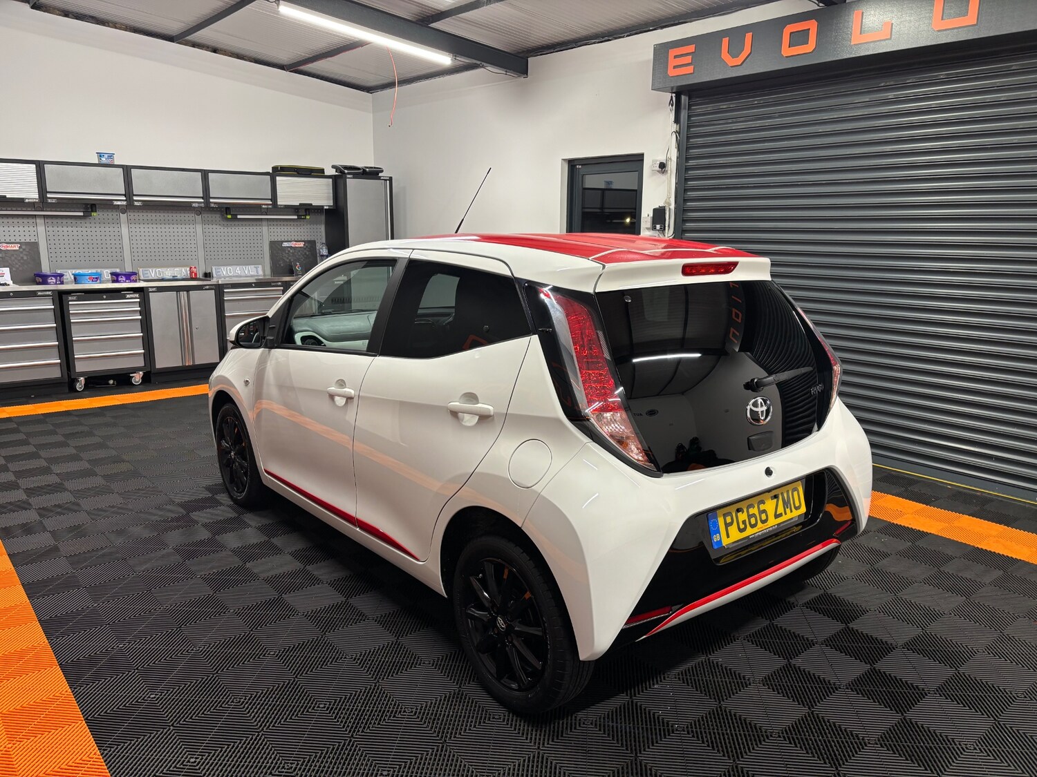 Used Toyota AYGO 2017 for sale - 75267820: Photo 21