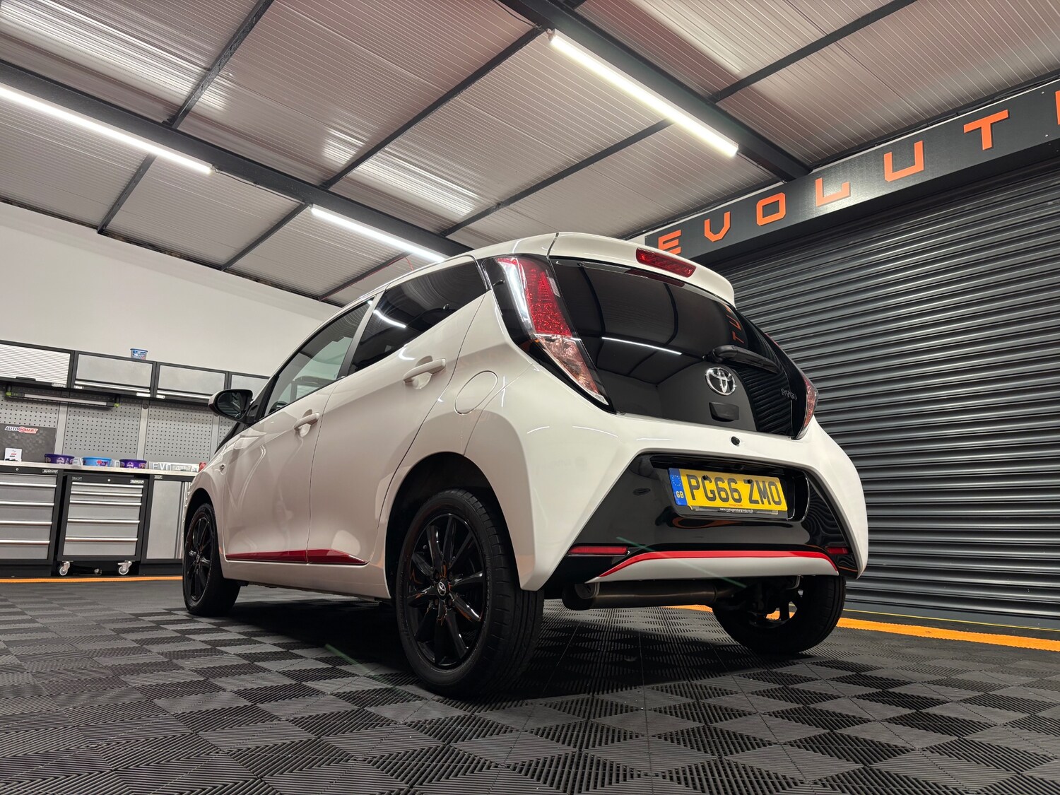 Used Toyota AYGO 2017 for sale - 75267820: Photo 22