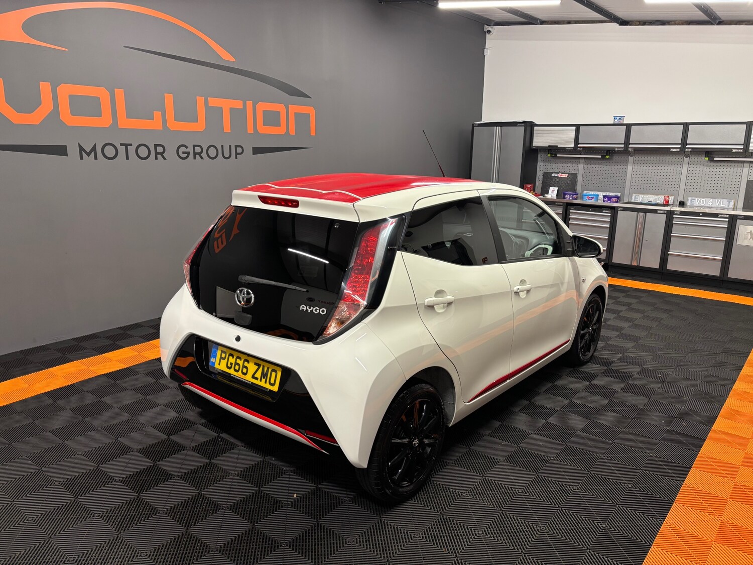 Used Toyota AYGO 2017 for sale - 75267820: Photo 25