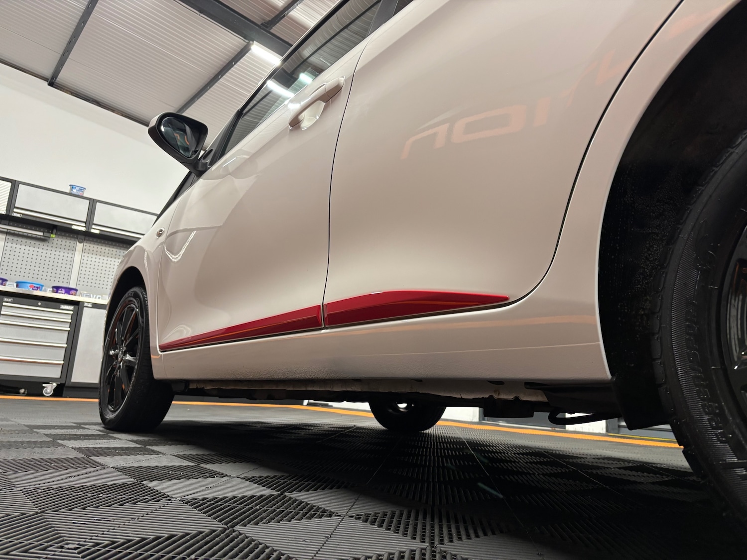 Used Toyota AYGO 2017 for sale - 75267820: Photo 29