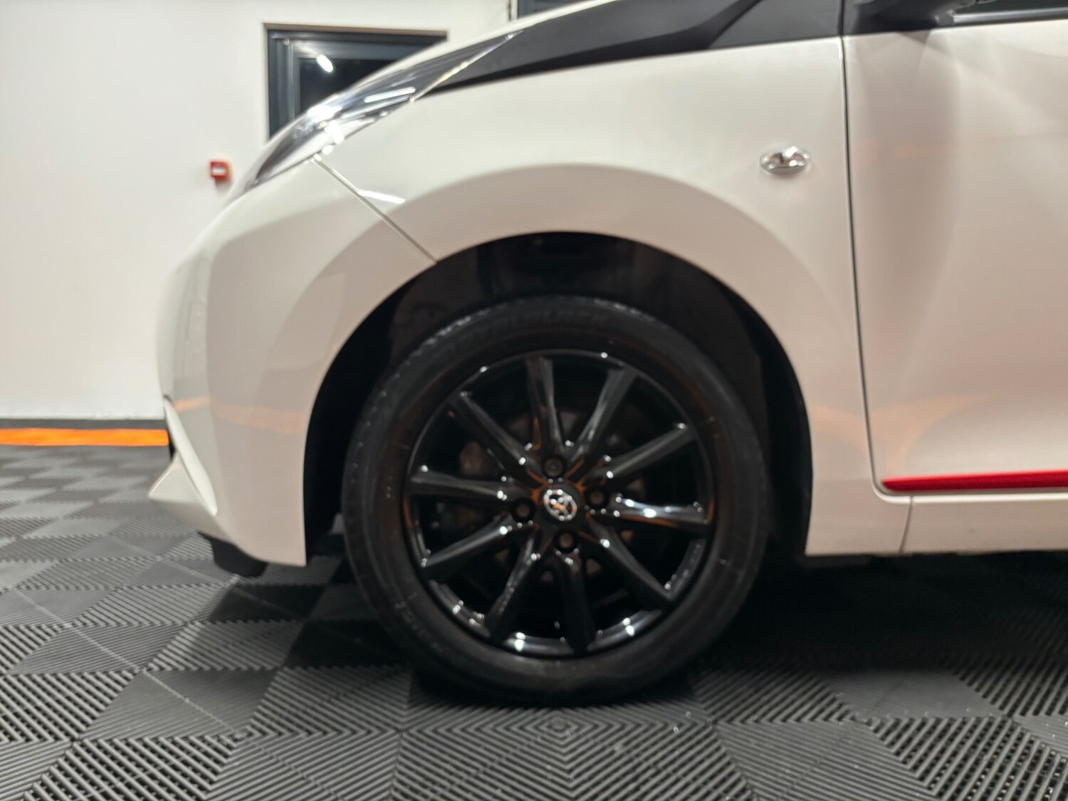 Used Toyota AYGO 2017 for sale - 75267820: Photo 33