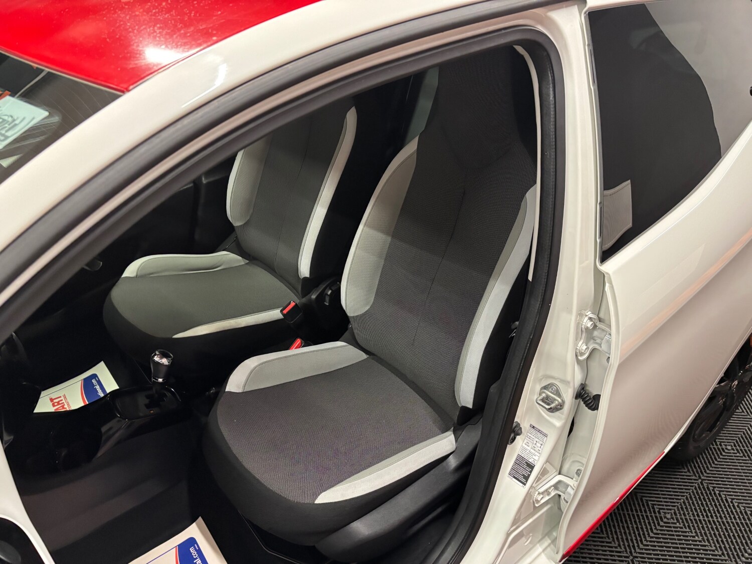 Used Toyota AYGO 2017 for sale - 75267820: Photo 65