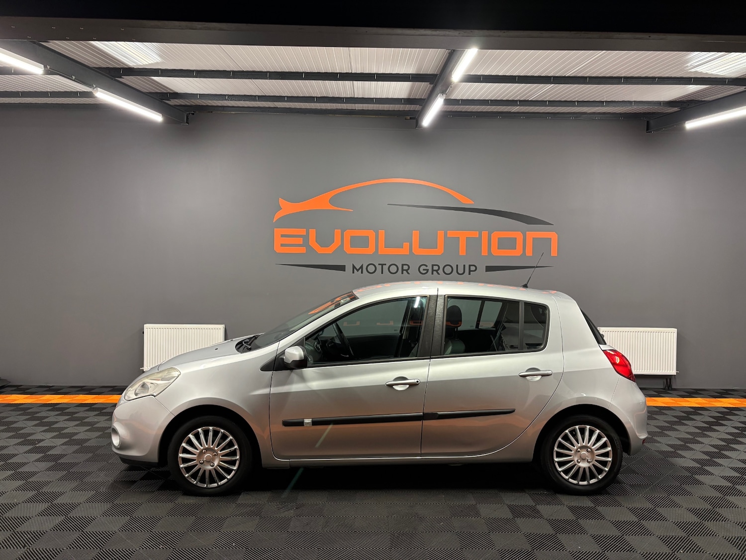 Used Renault Clio 2011 for sale - 77318402: Photo 15
