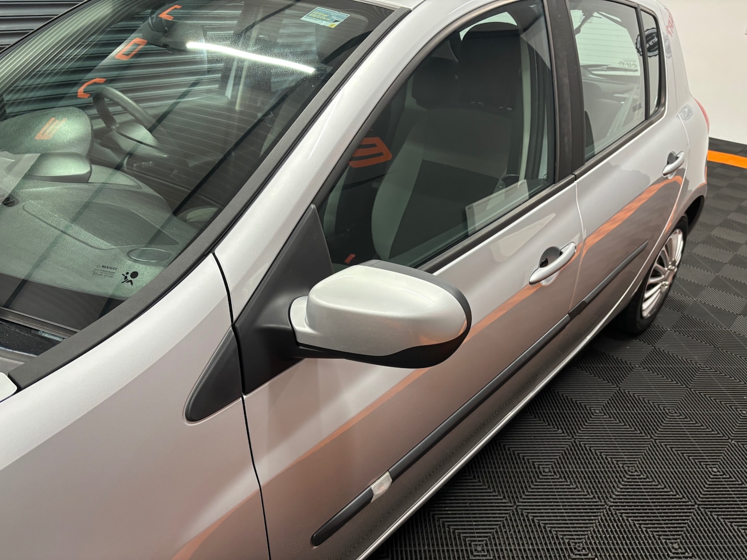 Used Renault Clio 2011 for sale - 77318402: Photo 20