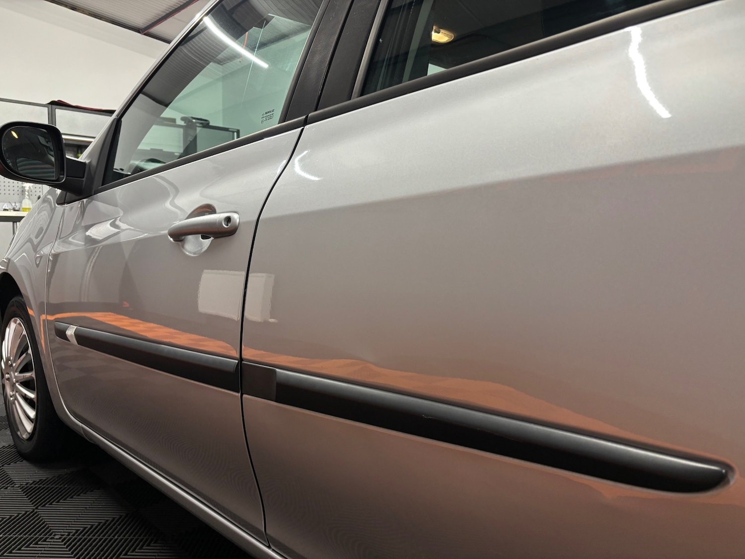 Used Renault Clio 2011 for sale - 77318402: Photo 24