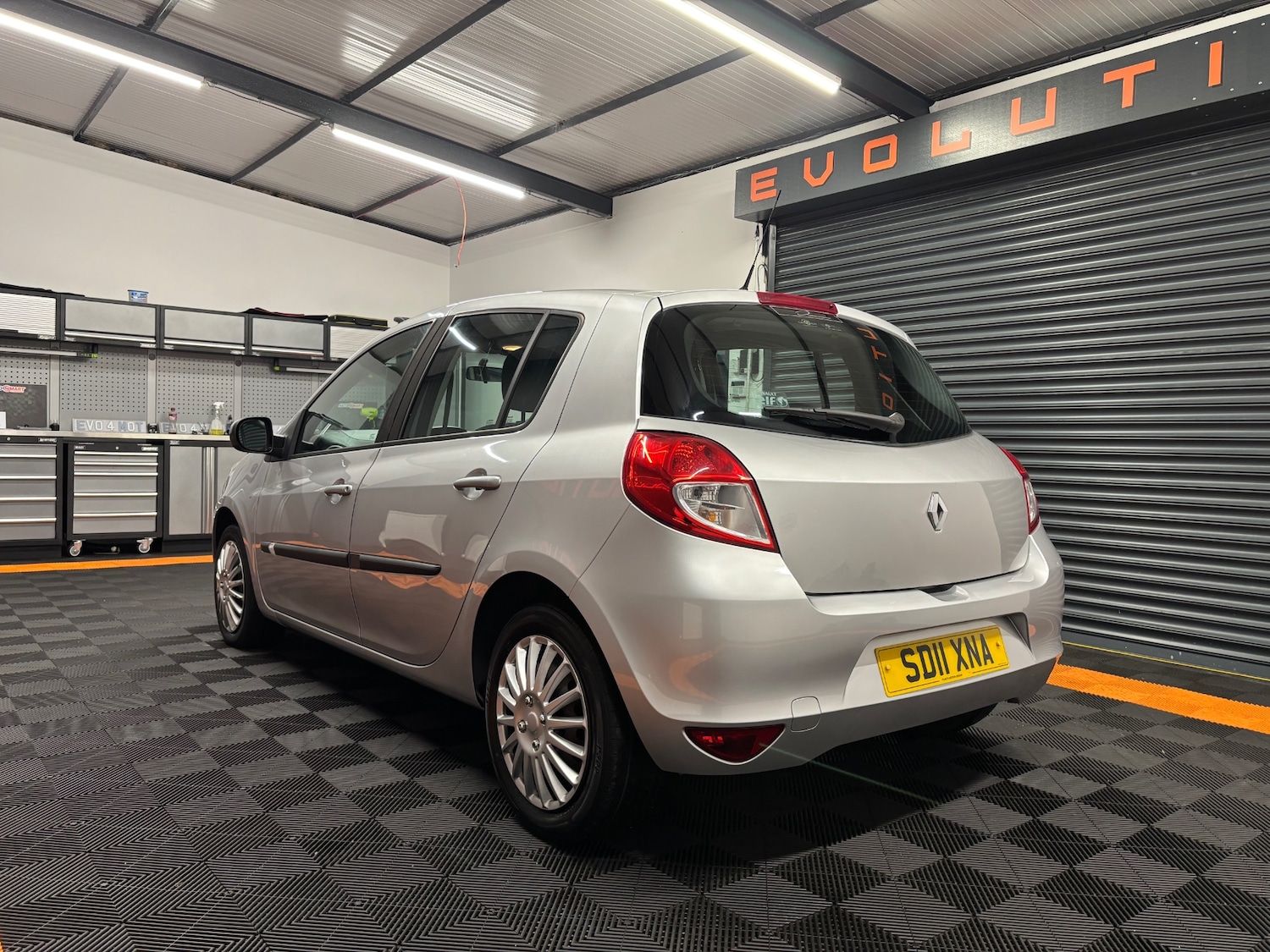 Used Renault Clio 2011 for sale - 77318402: Photo 27