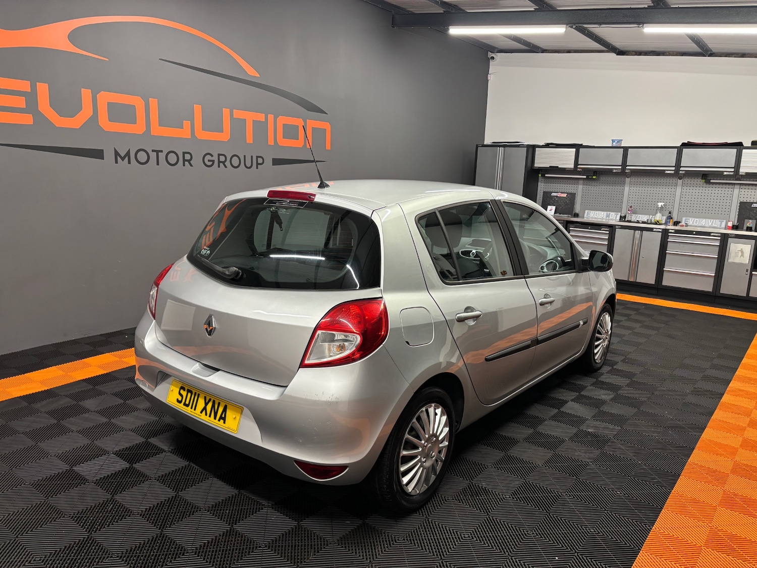 Used Renault Clio 2011 for sale - 77318402: Photo 31