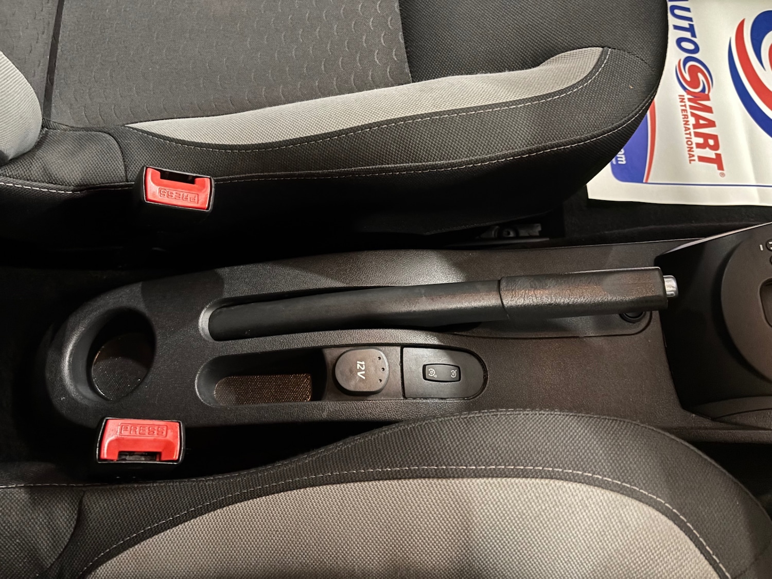 Used Renault Clio 2011 for sale - 77318402: Photo 51