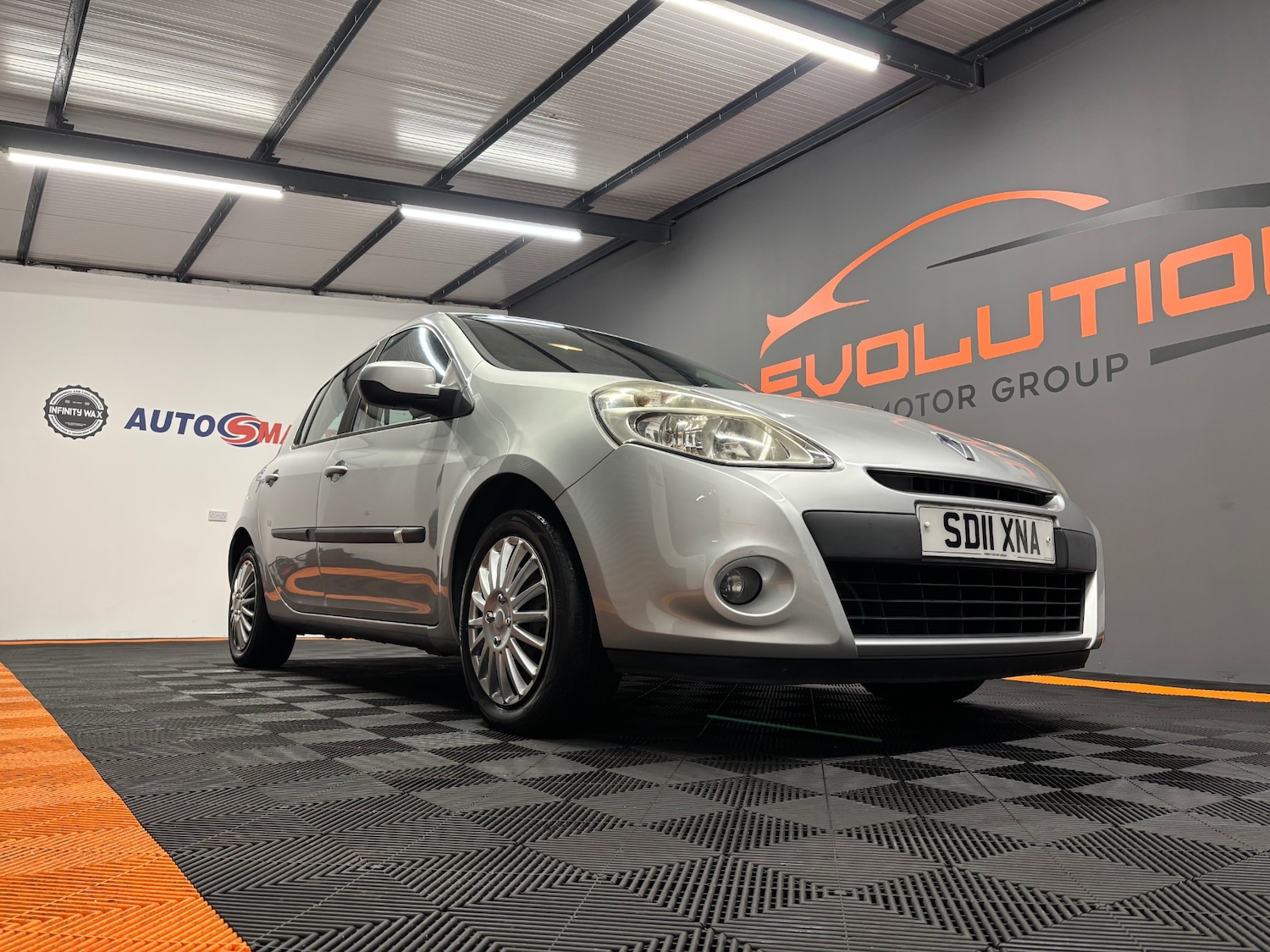 Used Renault Clio 2011 for sale - 77318402: Photo 6