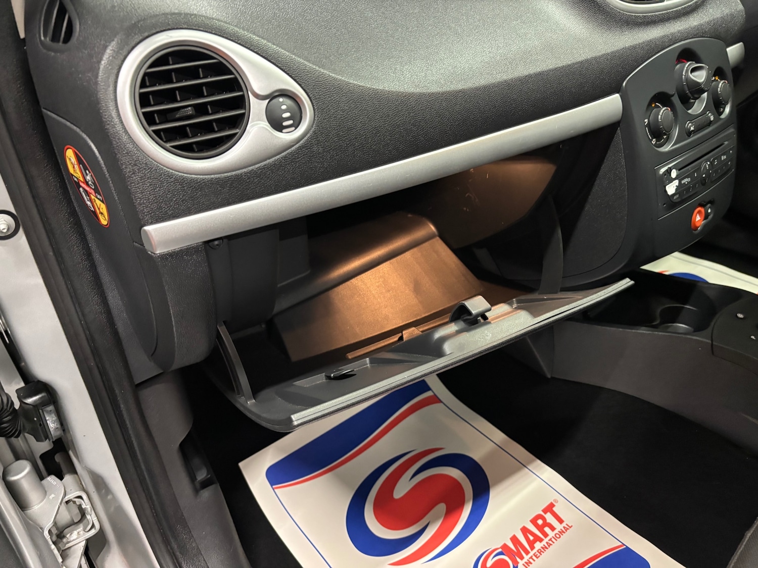 Used Renault Clio 2011 for sale - 77318402: Photo 61