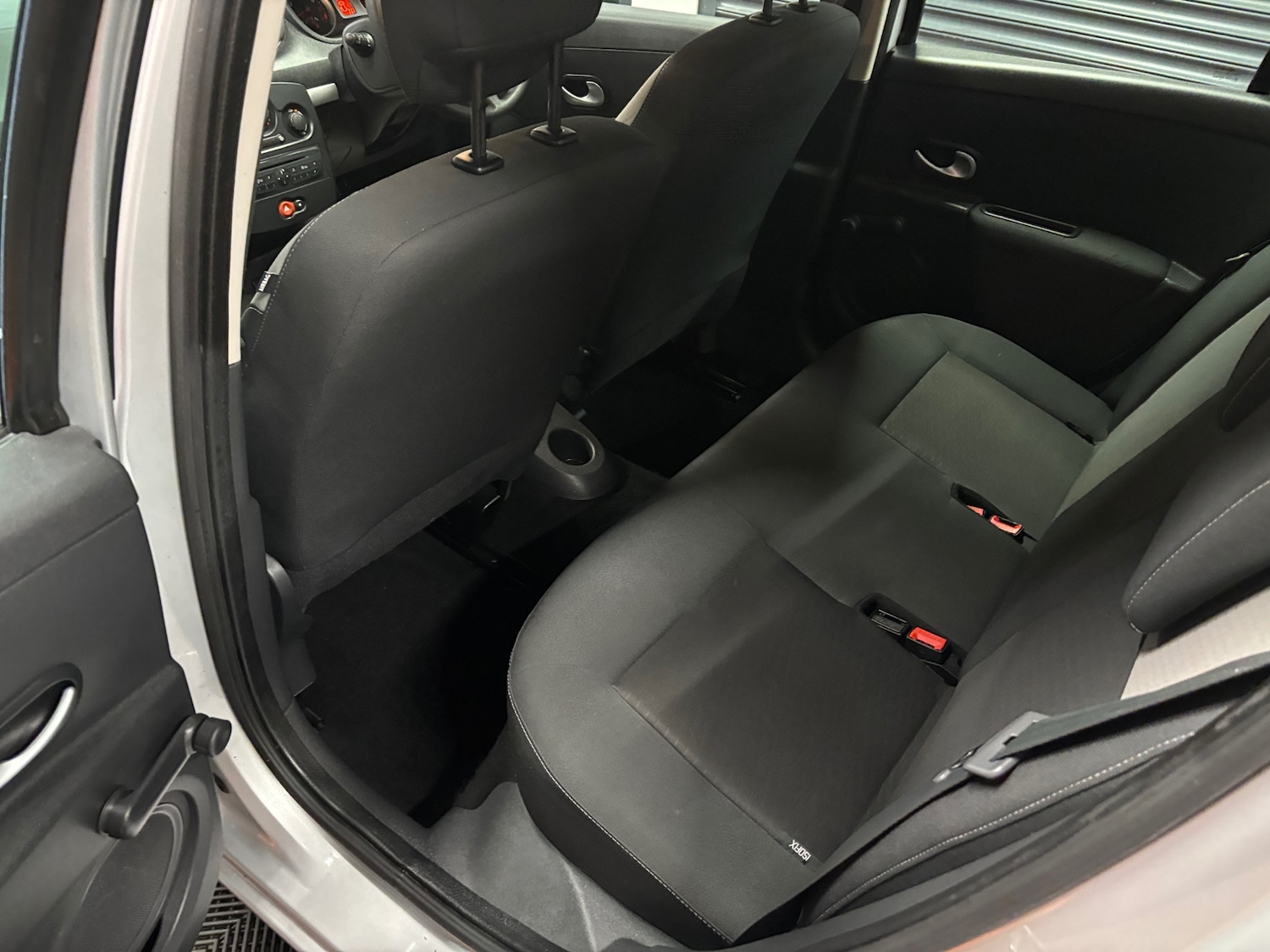 Used Renault Clio 2011 for sale - 77318402: Photo 69