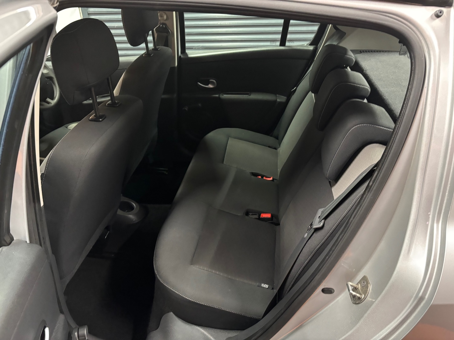 Used Renault Clio 2011 for sale - 77318402: Photo 70