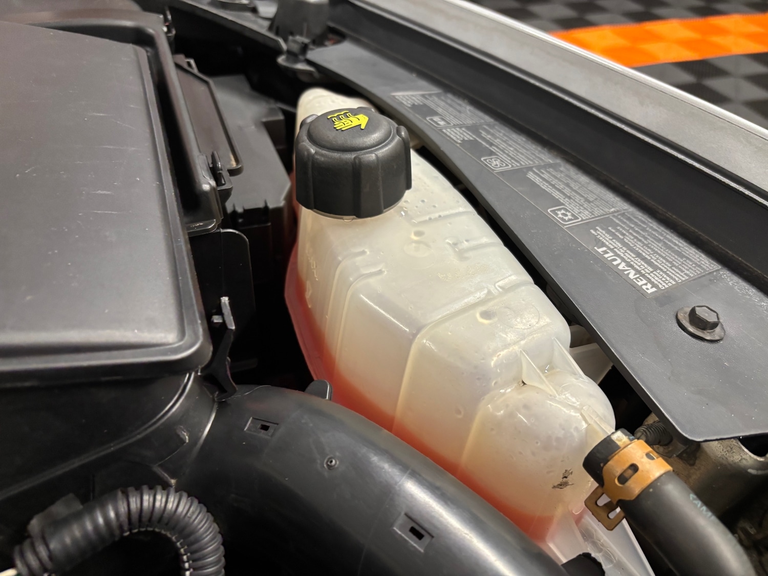 Used Renault Clio 2011 for sale - 77318402: Photo 81