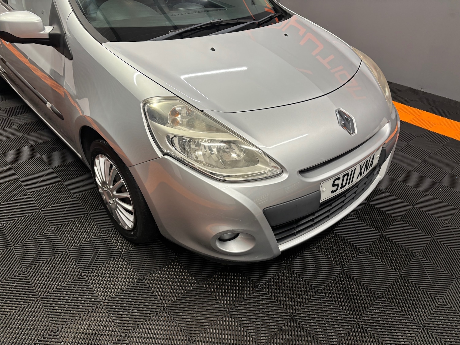 Used Renault Clio 2011 for sale - 77318402: Photo 9