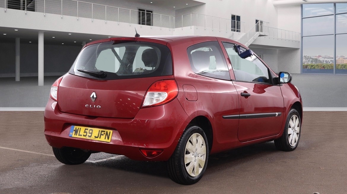 Used Renault Clio 2009 for sale - 77472802: Photo 3
