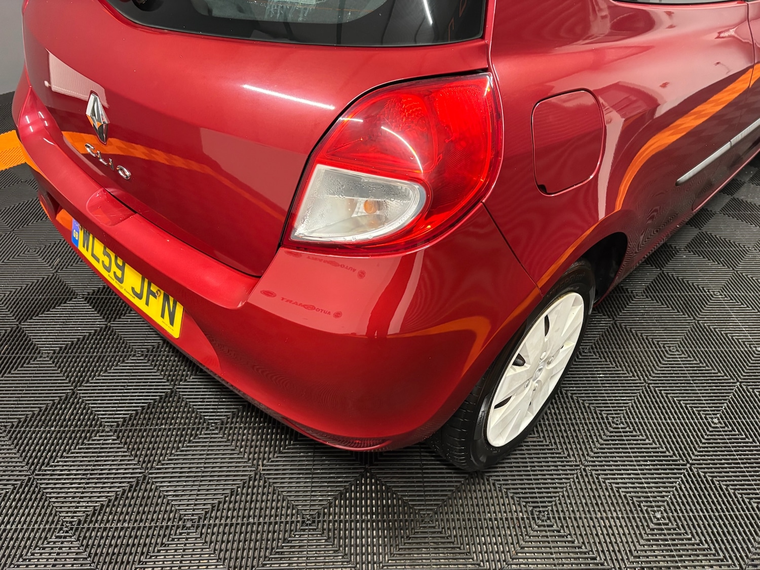 Used Renault Clio 2009 for sale - 77472802: Photo 32